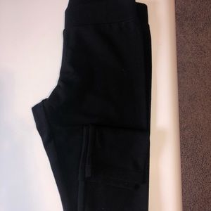 High waisted black leggings